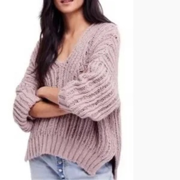 Free People, Infinite V-Neck Oversized chunky knit sweater - Picture 1 of 12